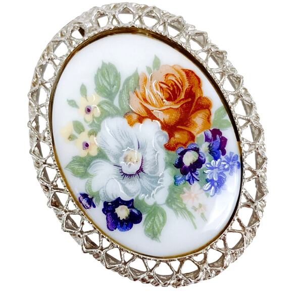 Vintage Mid Century Porcelain Floral Cameo Brooch Pendant Silver Filigree Oval - Picture 1 of 11